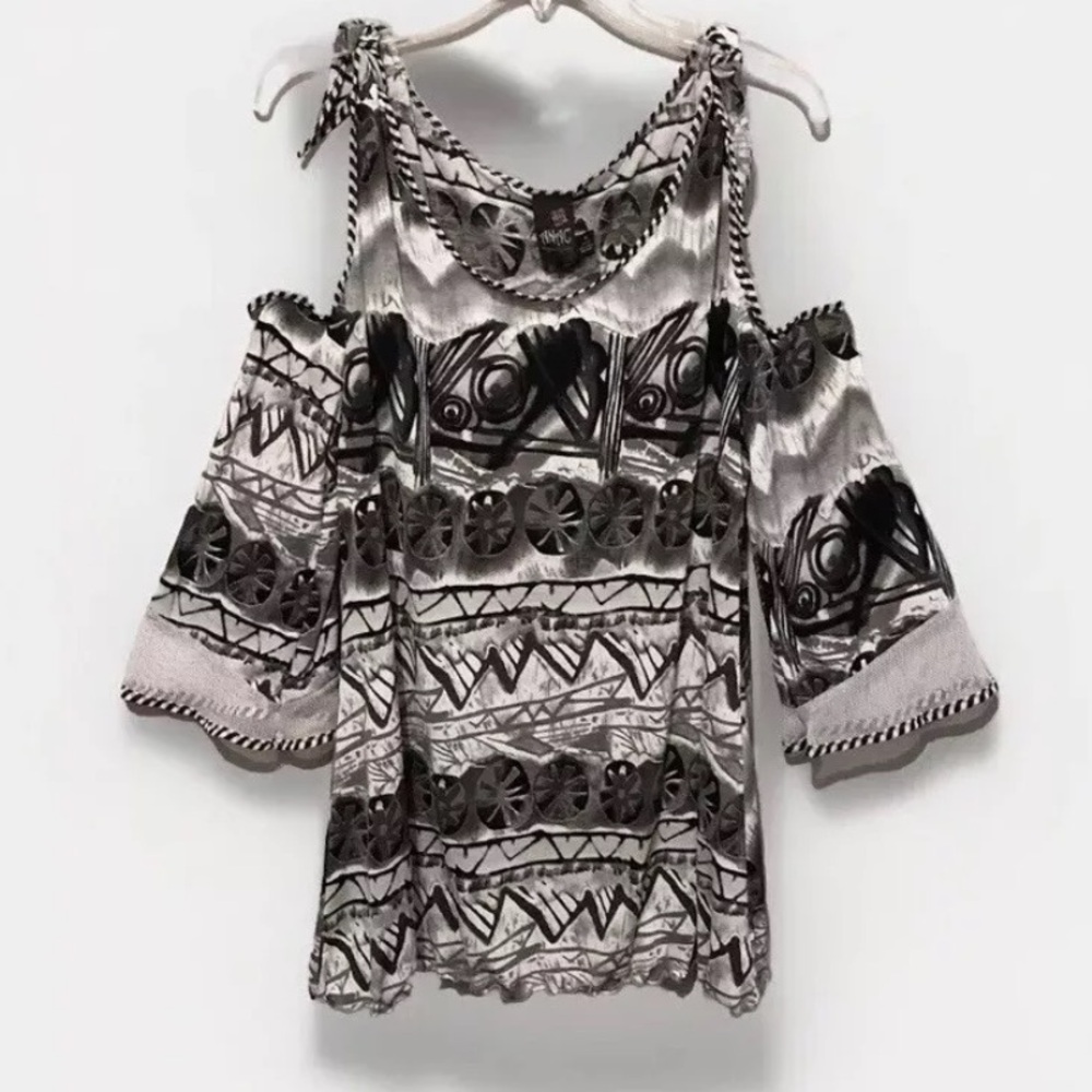 ANAC by Kimi Tunic Top Cold Shoulder XL EUC